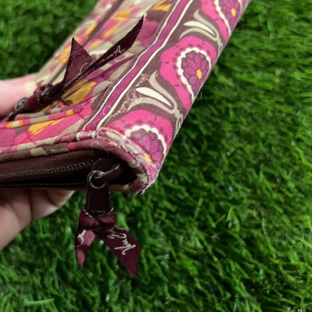 Vera Bradley Clutch Wallet - Picture 8 of 9